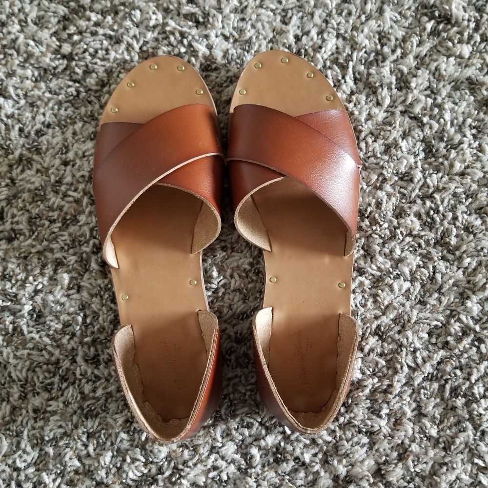 Sandals - Picture 3 of 3